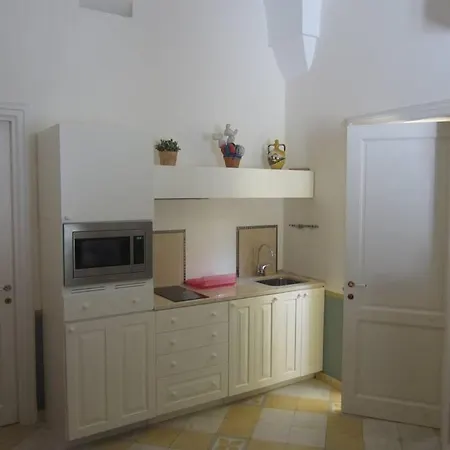 Casina Vimirfia * Λέτσε